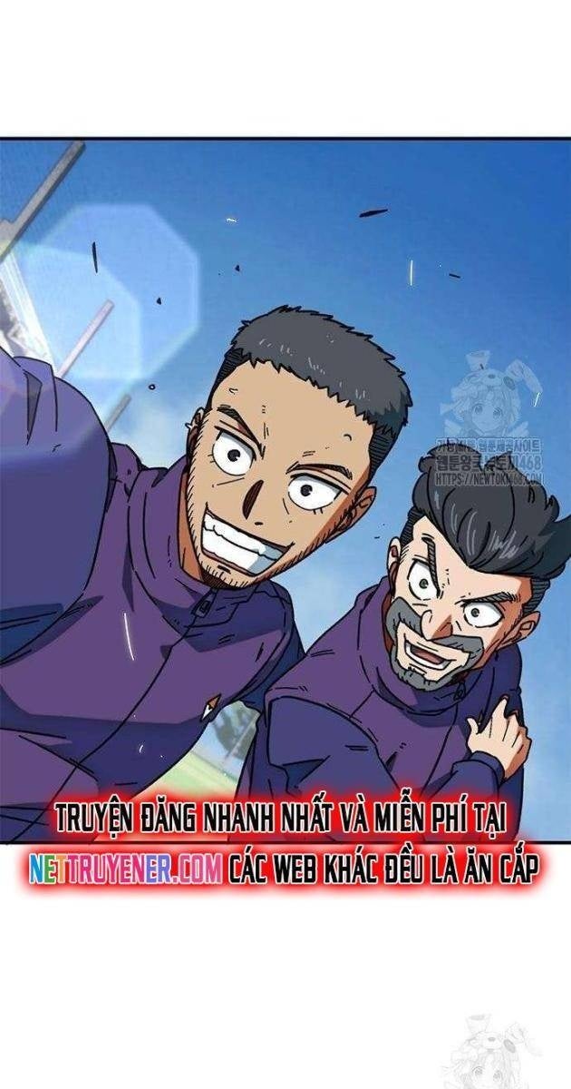 Tôi Bị Hiểu Lầm Là Siêu Sao Trên Sân Cỏ - Page 129